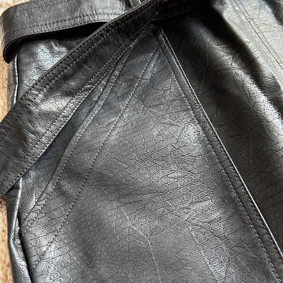 Medium black leather skirt from Nordstrom rack / Stella Luce brand - Picture 7 of 8